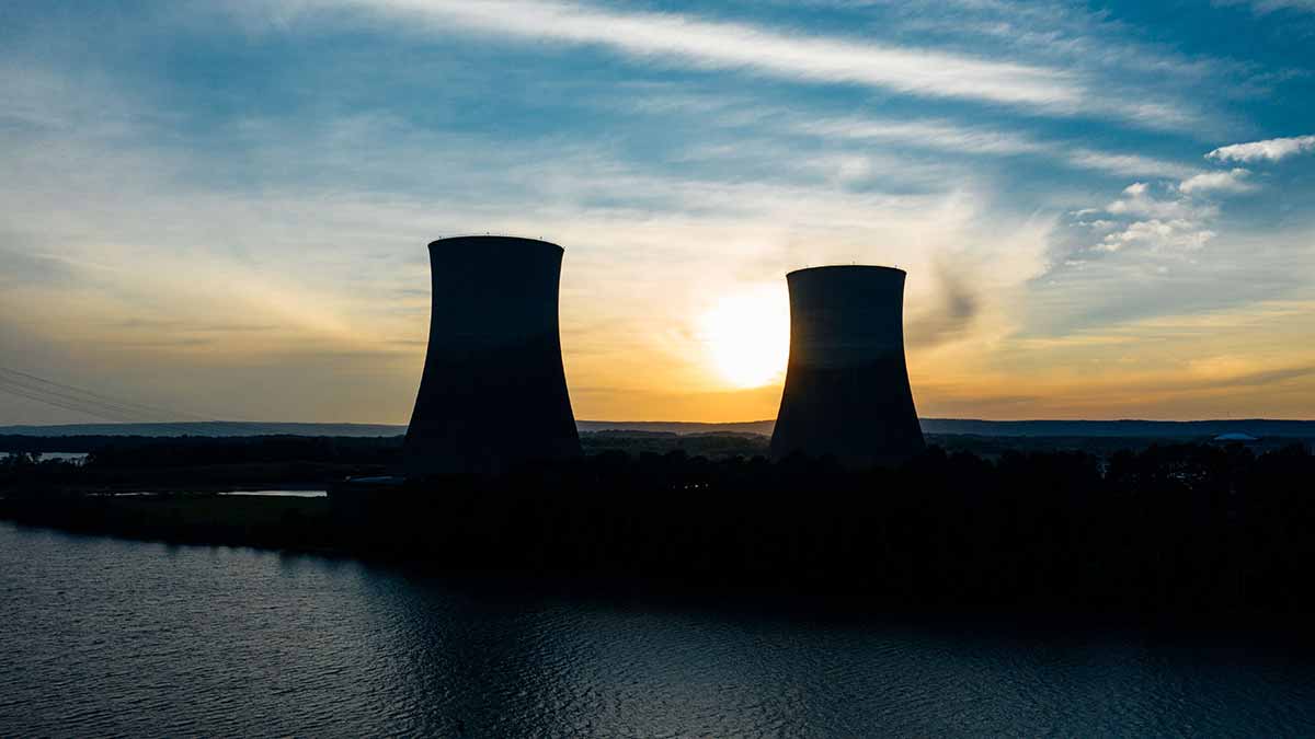 eolien solaire nucléaire moins cher