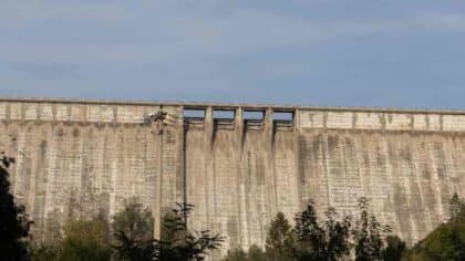 La France relance ses barrages