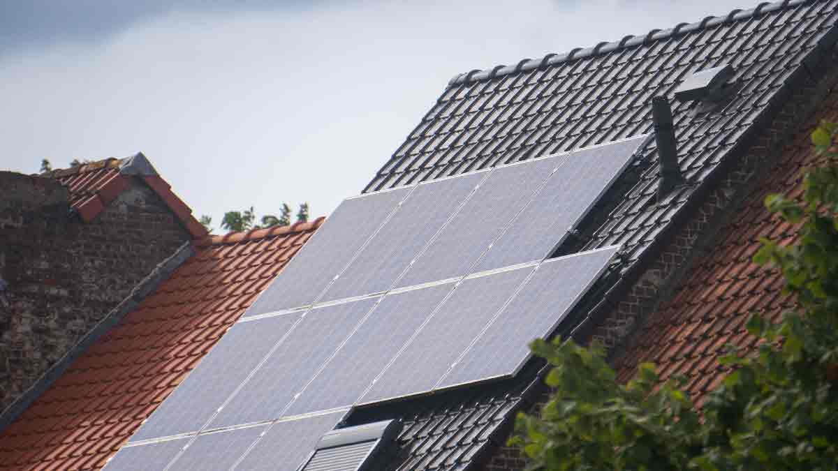 Solaire-e2-point-9-GW-raccordés-premier-semestre-2026