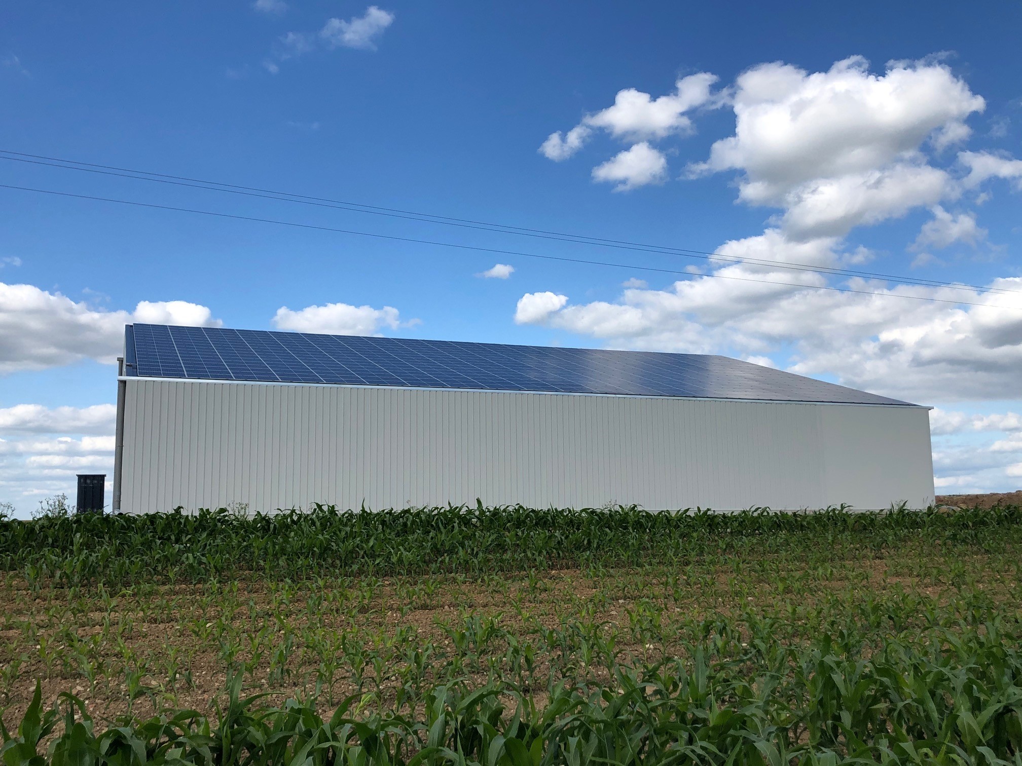 Bâtiment de 734 m² (20,4 x 36m) dans le Loiret - Centrale 100 kWc