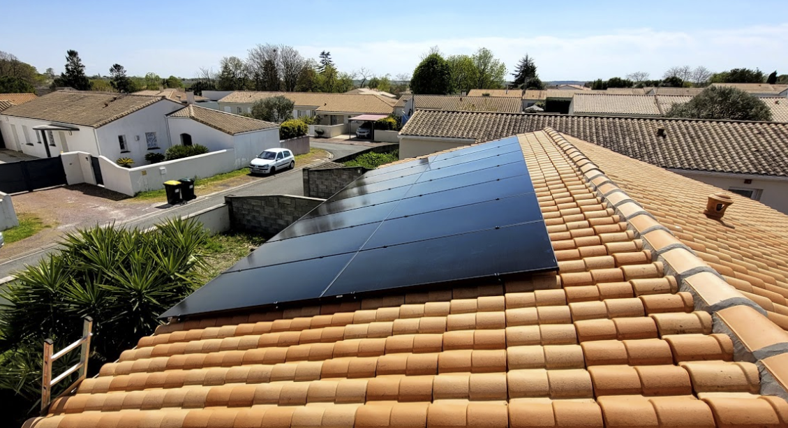 Installation photovoltaïque en autoconsommation surimposition.