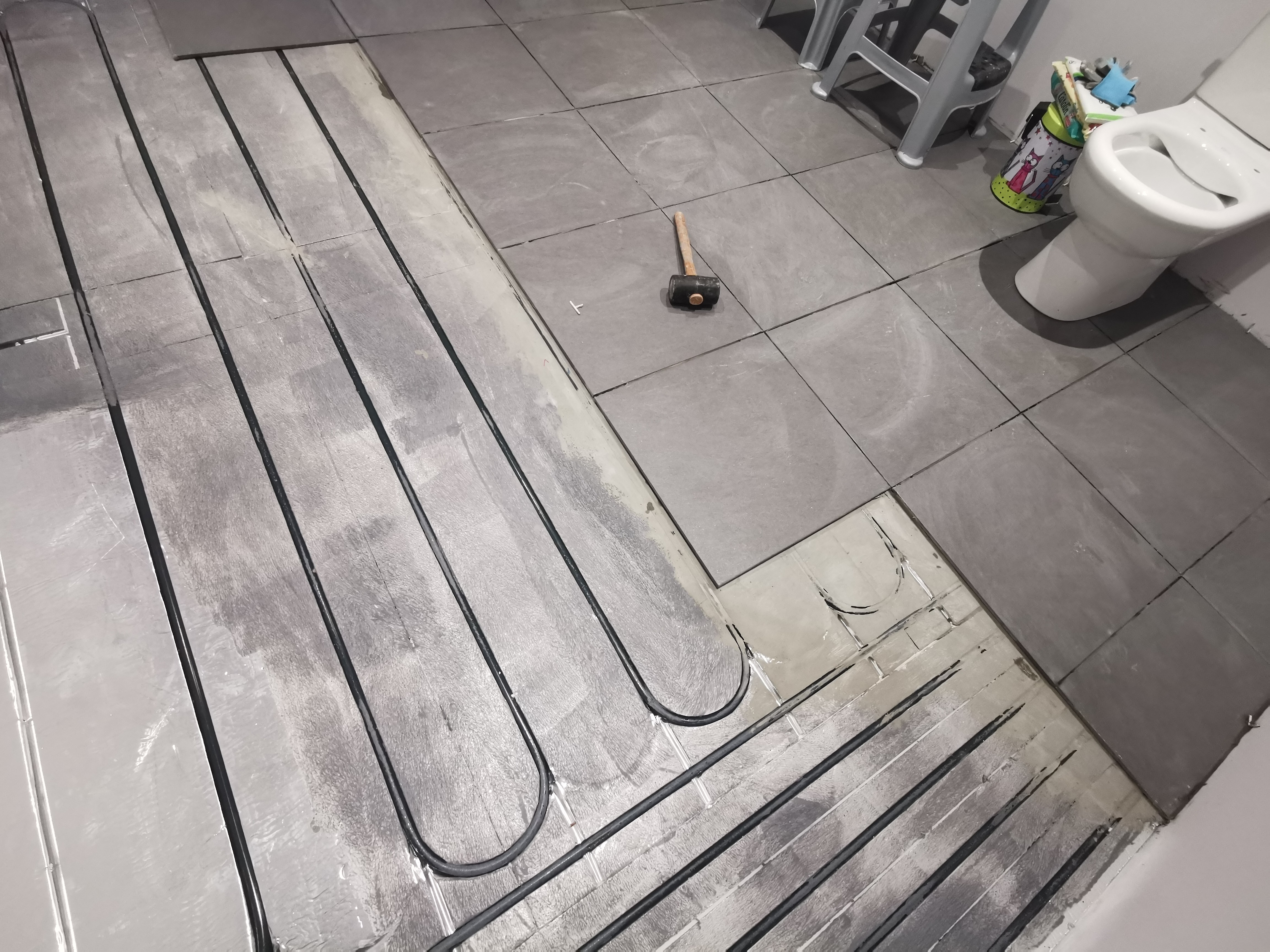 Installation plancher chauffant sec Caleosol Classique spécial Carrelage 
