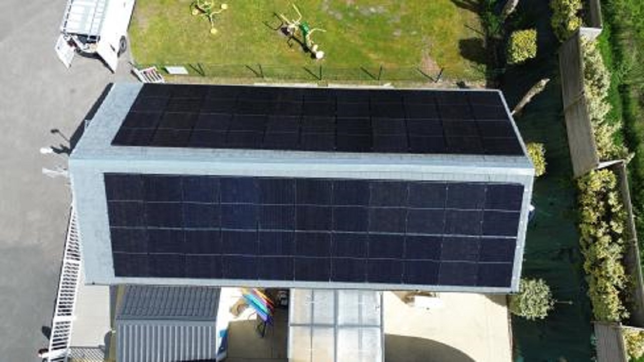 Local piscine camping 12 Kw