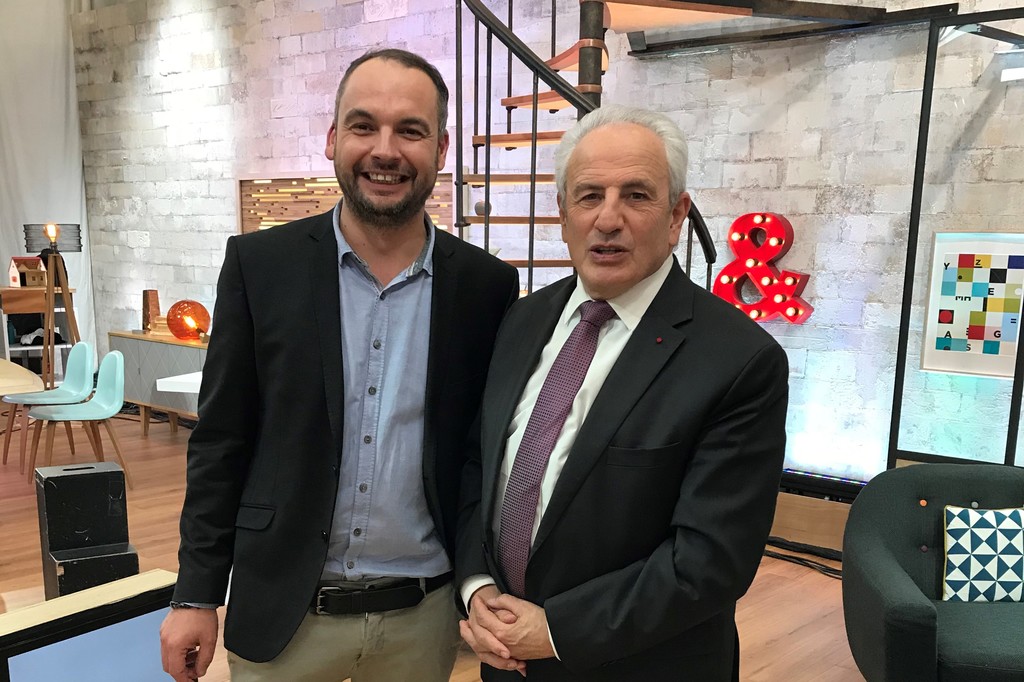 inverseur de polarité contre l'humidité dans les murs