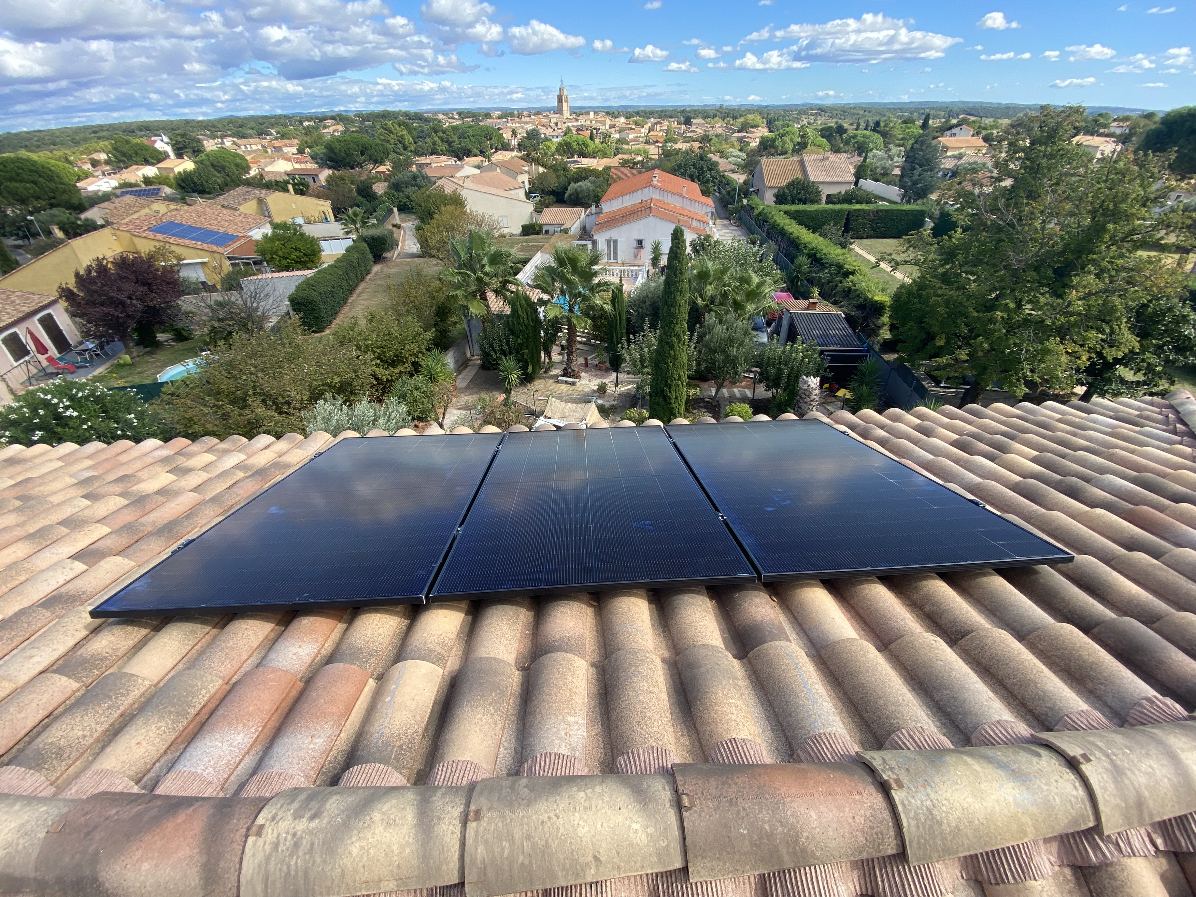 3 Panneaux photovoltaïques orientés Est