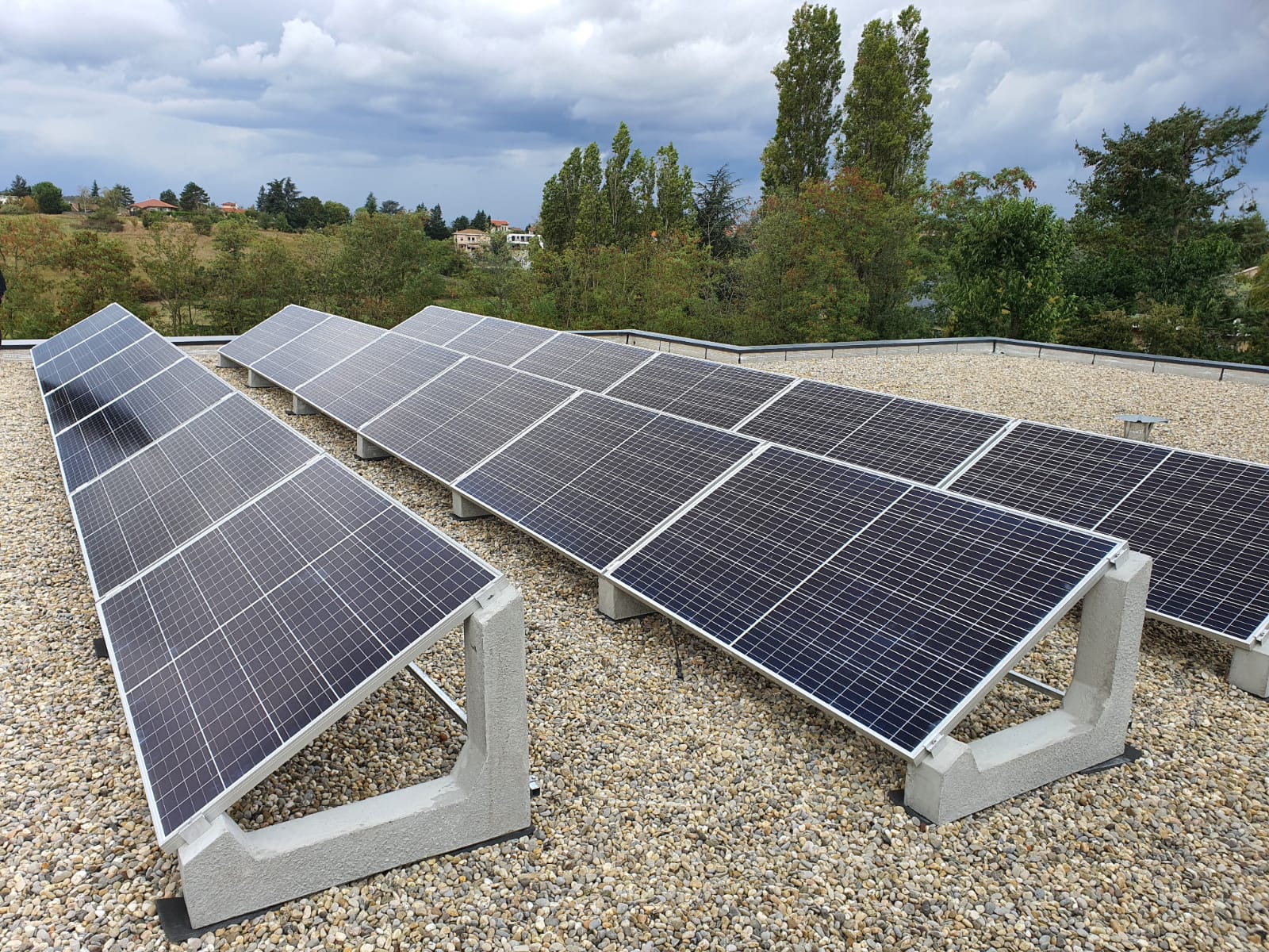 Installation de 18 panneaux - Puissance de 6kW - Commune de Limonest 69
