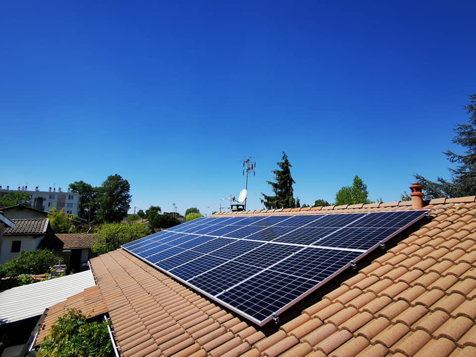 Installation de 18 panneaux - Puissance de 6kW - Commune de Mérignac 33