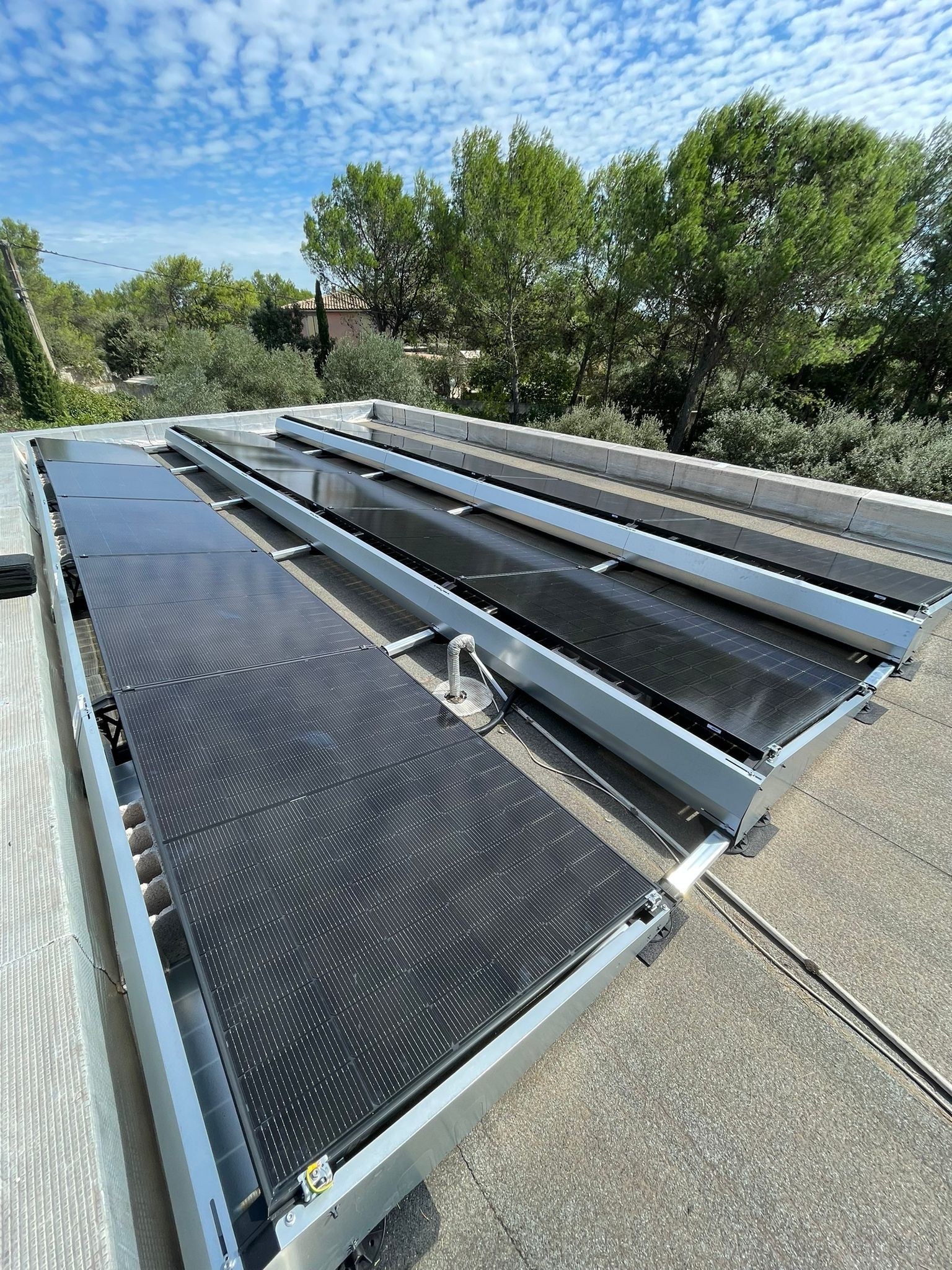 Installation photovoltaïque en flat fix fusion sur toit plat / toit terrasse