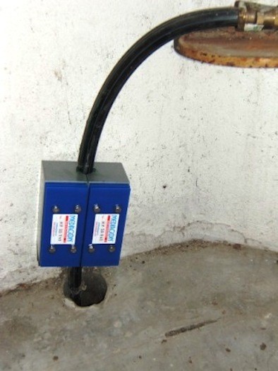 Appareil anti tartre Mediagon sur canalisation en plastique