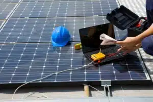 réparation et diagnostic des panneaux solaires photovoltaiques
